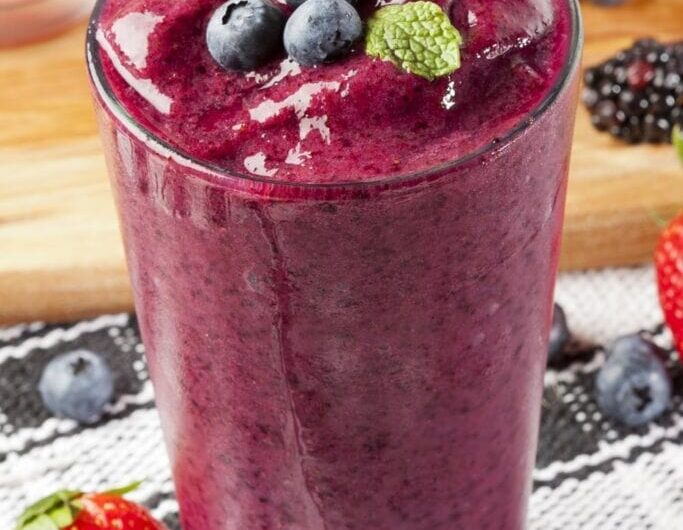 17 Best Blueberry Smoothie Recipes