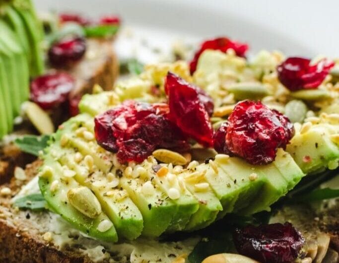 20 Easy Avocado Toast Recipes for Breakfast