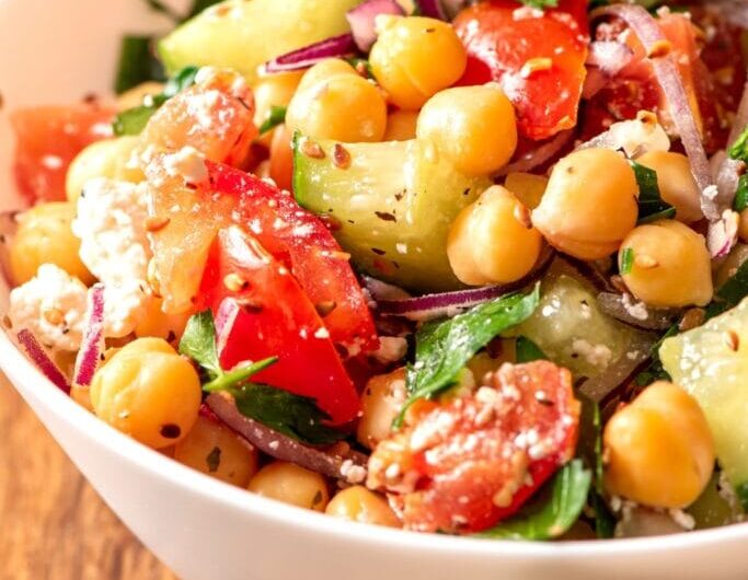 23 Easy Canned Chickpea Recipes to Put on Repeat