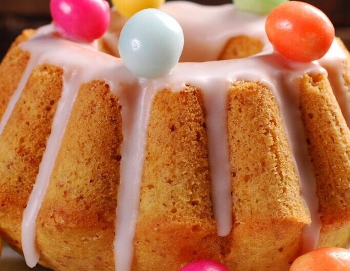 10 Easy Easter Bundt Cake Recipes