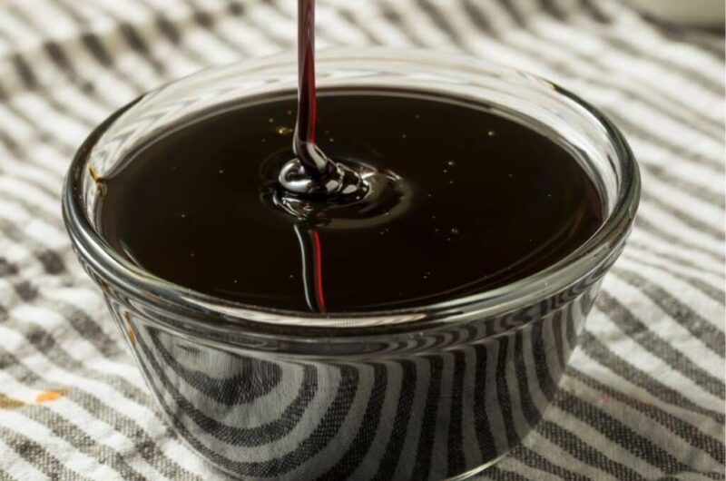 10 Molasses Substitutes (+ Best Alternatives)