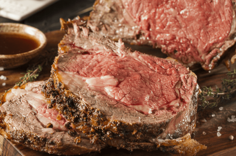 What to Serve with Prime Rib (18 Savory Side Dishes)